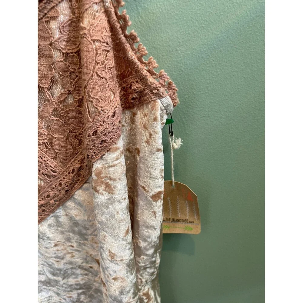 NWT Taylor & Sage Velour Lace Sleeveless Blouse S
